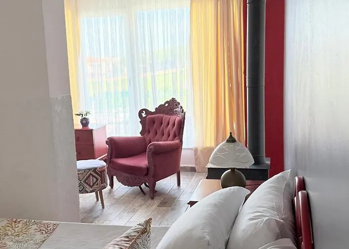 Bed & Breakfast Cunda Morisi 3*